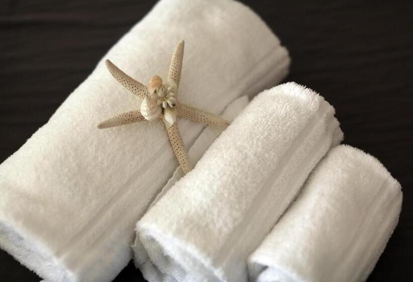 Полулюкс Вид на Море, Relais Manfredi