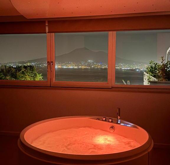 带按摩浴盆的套房, Relais Manfredi