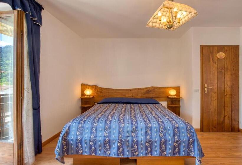 חדר סטנדרט לשלושה, Albergo Moleta