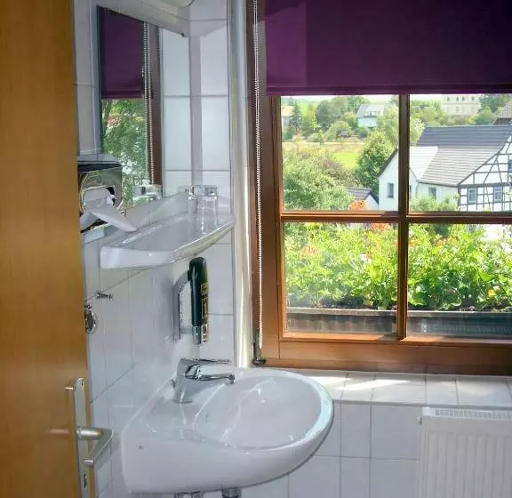 Standard Single Room, Elegant Hotel Zur Burg