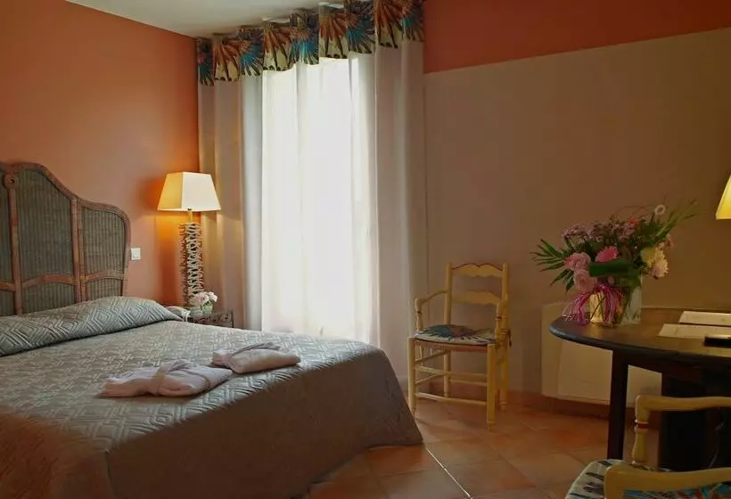 Comfort-huone, Hôtel La Bastide D Iris