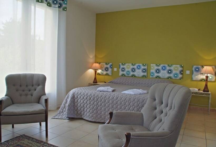 סוויטה משפחתית, Hôtel La Bastide D Iris