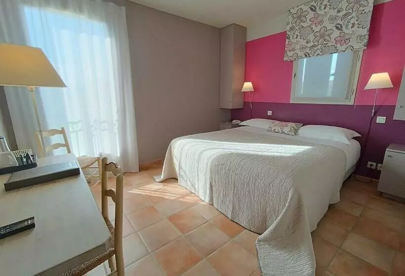 Comfort-huone, Hôtel La Bastide D Iris