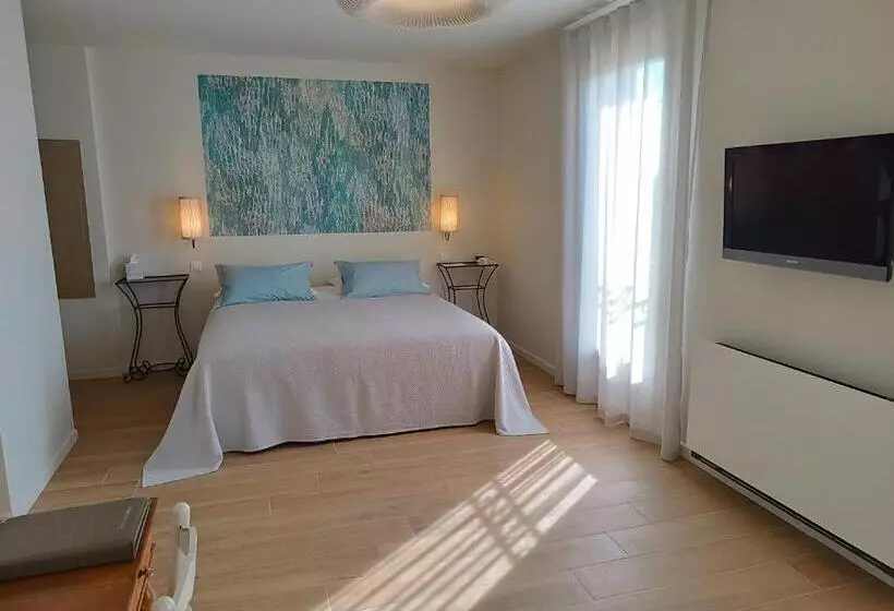 Sviitti Puutarhanäkymä, Hôtel La Bastide D Iris