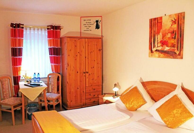 غرفة قياسية, Land Gut Hotel Gasthof Waldschänke