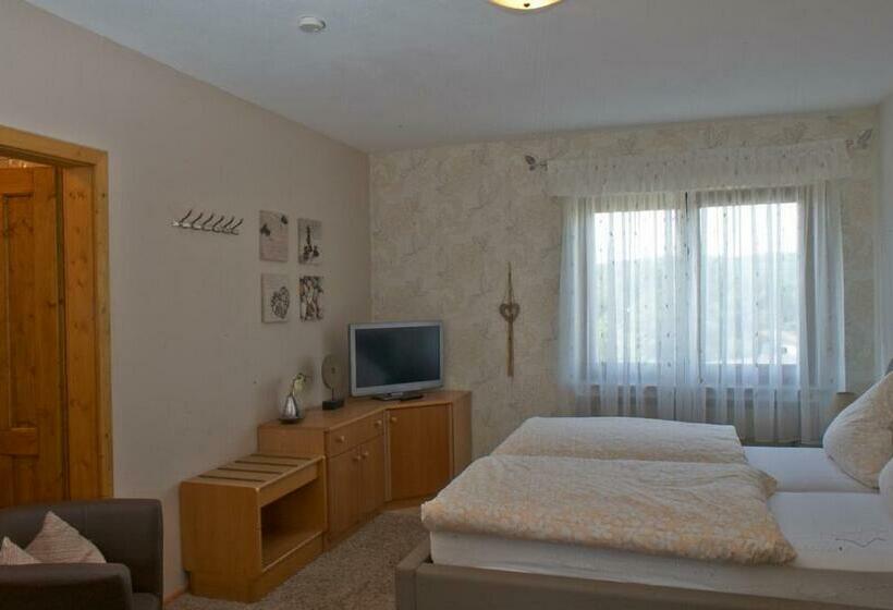 Номер Стандарт, Maischeider Hof
