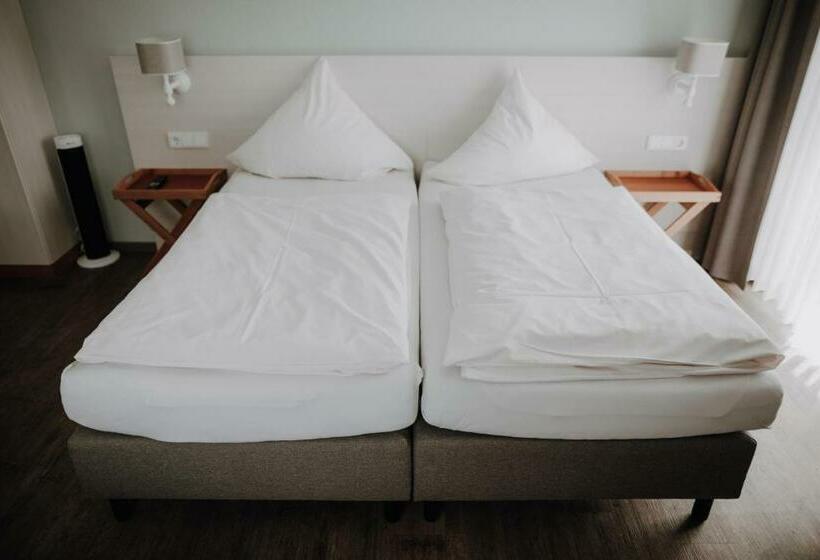 غرفة قياسية مزوَّدة بشُرفة, Okelmann S   Entspannte Achtsamkeit   Bewusster Lifestyle