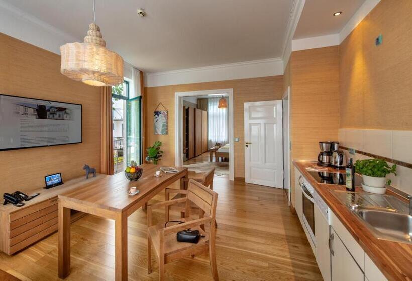 Апартаменты 1 Спальня с Балконом, Recknitztal Hotel Marlow