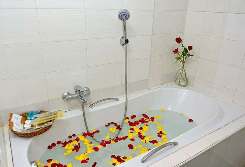 غرفة عائلية, Wonderland