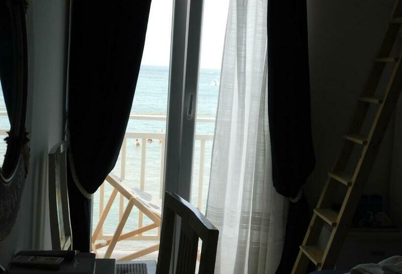 Номер Superior Вид на Море, La Battigia B&b