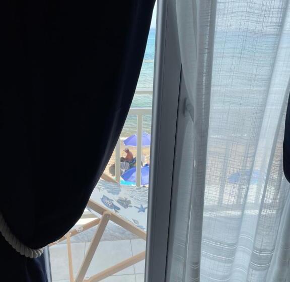 Номер Superior Вид на Море, La Battigia B&b