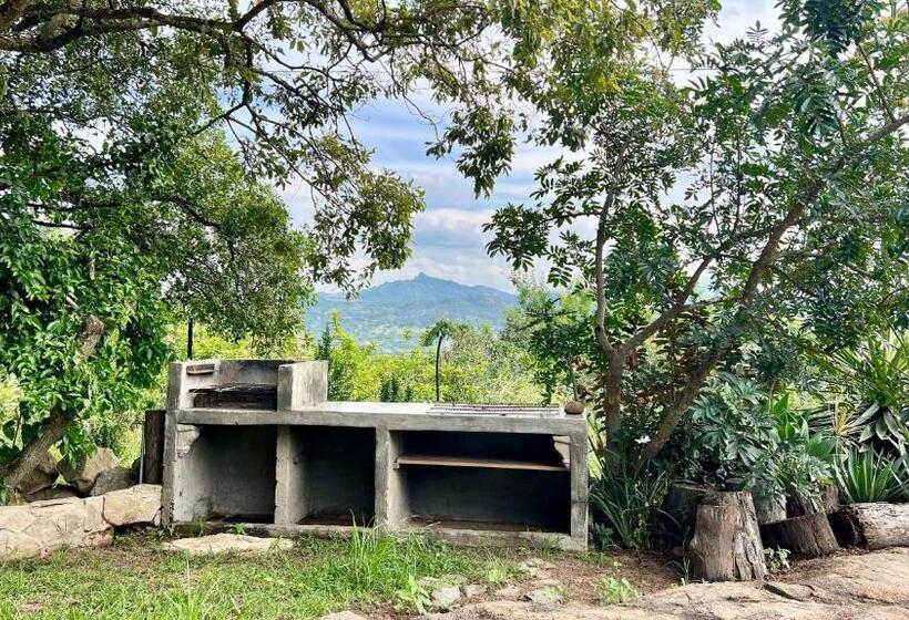 Дом 2 Спальни, Loerieroep Estate   Mountainview Selfcatering Accommodation Nelspruit