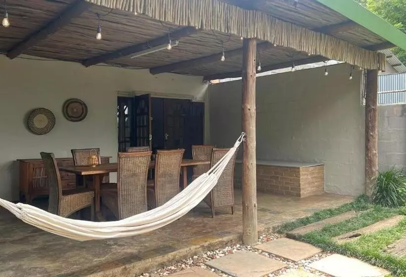خانه 3 خوابه, Loerieroep Estate Mountainview Selfcatering Accommodation Nelspruit