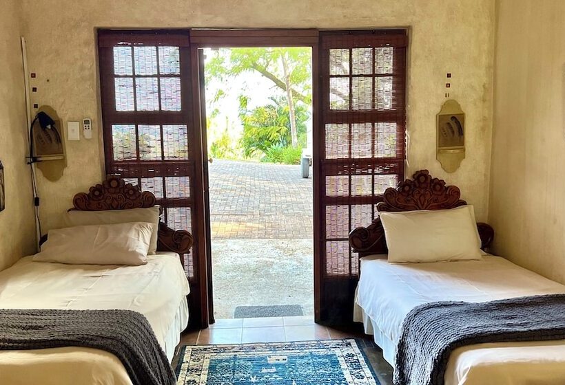 Апартаменты 1 Спальня, Loerieroep Estate   Mountainview Selfcatering Accommodation Nelspruit