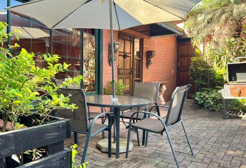 Апартаменты 1 Спальня, Loerieroep Estate   Mountainview Selfcatering Accommodation Nelspruit