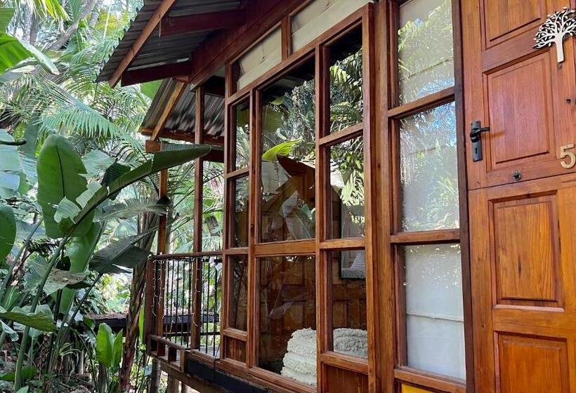 Casa 1 Quarto, Loerieroep Estate   Mountainview Selfcatering Accommodation Nelspruit