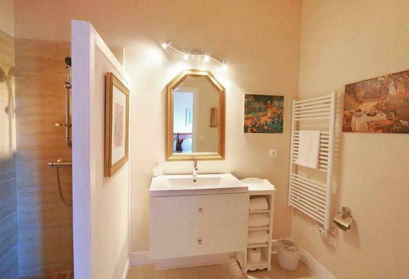 Номер Deluxe, O'vineyards B&b Carcassonne
