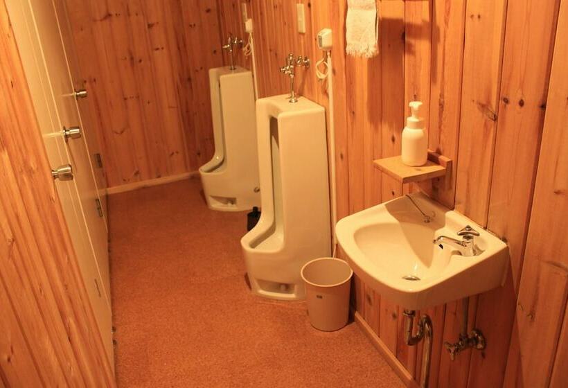 חדר סטנדרט חדר אמבטיה משותף, Toipirka Kitaobihiro Youth Hostel