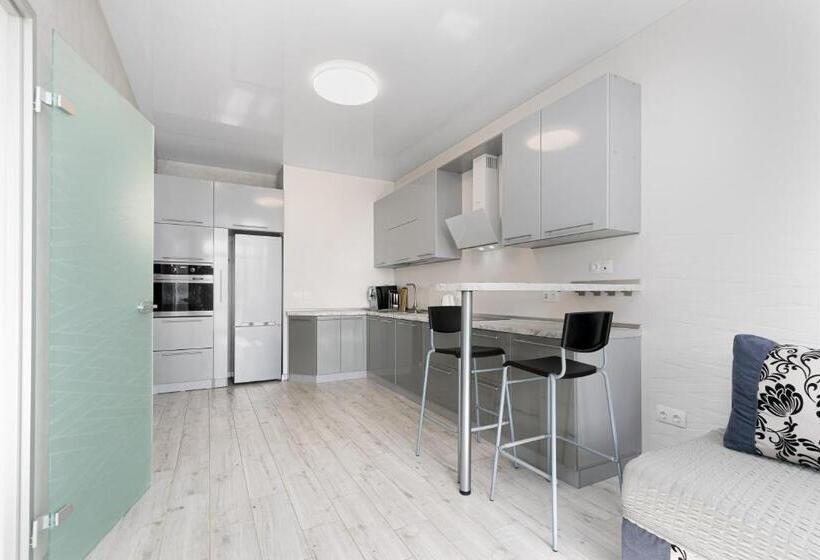 آپارتمان 1 خوابه با تراس, Arcadia Luxury Apartments