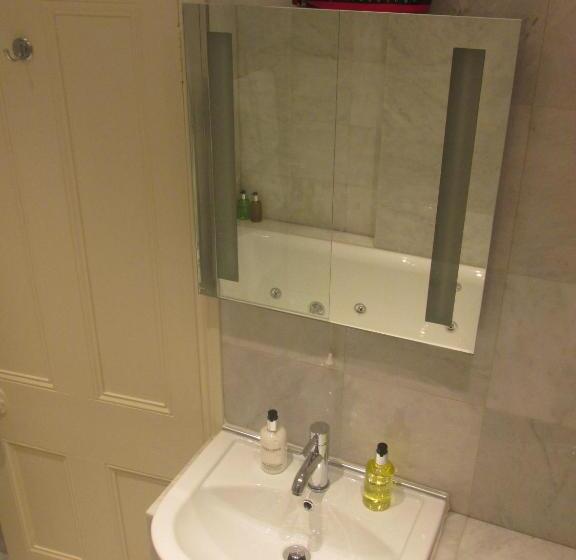 스탠다드 자쿠지 룸, King William Guest House