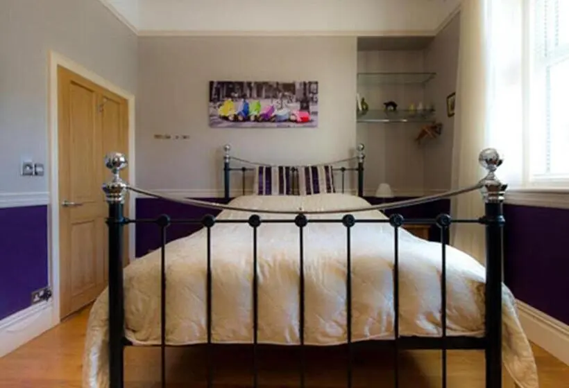Standard-invahuone, King William Guest House