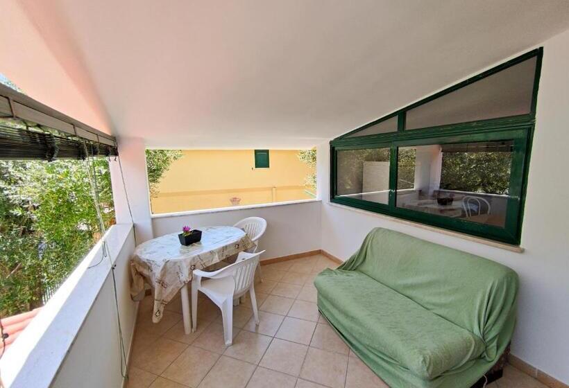 Apartamento 1 Dormitório com Terraço, Case Vacanza Da Domingo