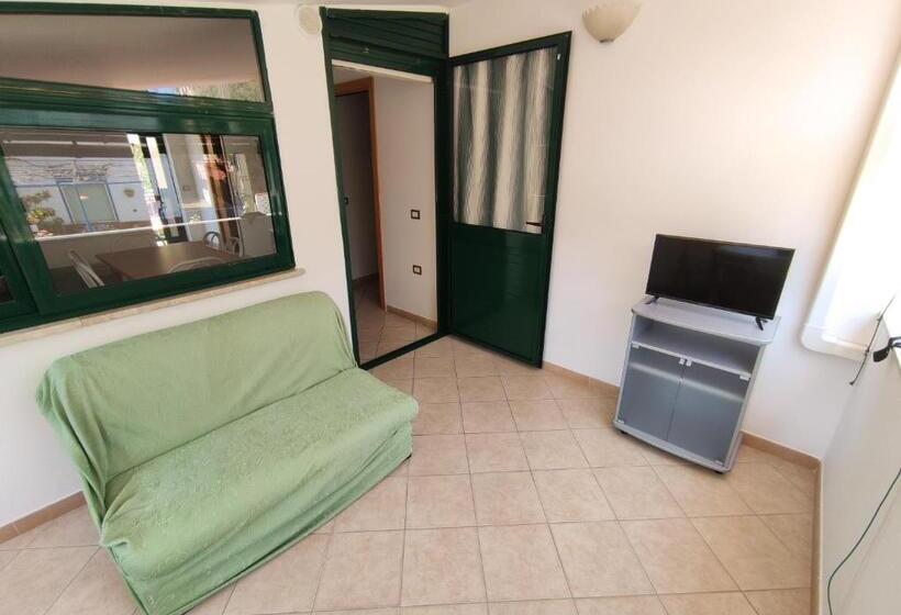 آپارتمان 1 خوابه با تراس, Case Vacanza Da Domingo