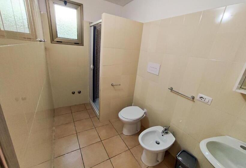 اتاق استاندارد چهار تخته, Case Vacanza Da Domingo