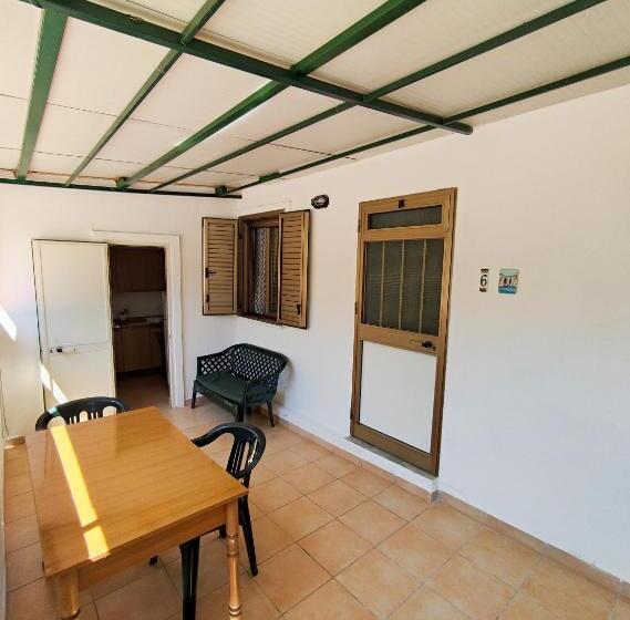 اتاق استاندارد چهار تخته, Case Vacanza Da Domingo