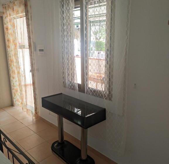 اتاق استاندارد چهار تخته, Case Vacanza Da Domingo