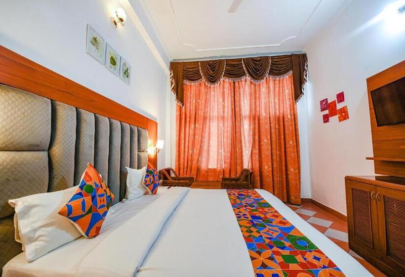 エクゼクティブトリプル, Fabhotel Prime Hemkunth