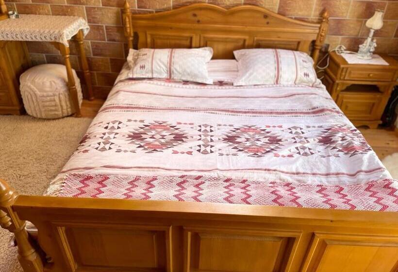 חדר סטנדרט נוף להרים, музикалната къща