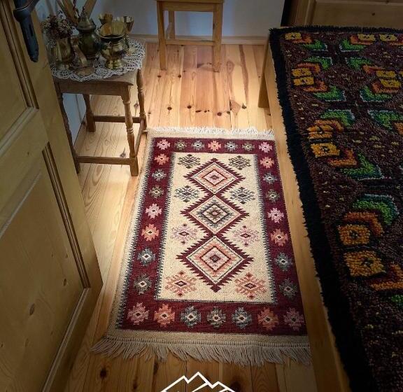 חדר סטנדרט, музикалната къща