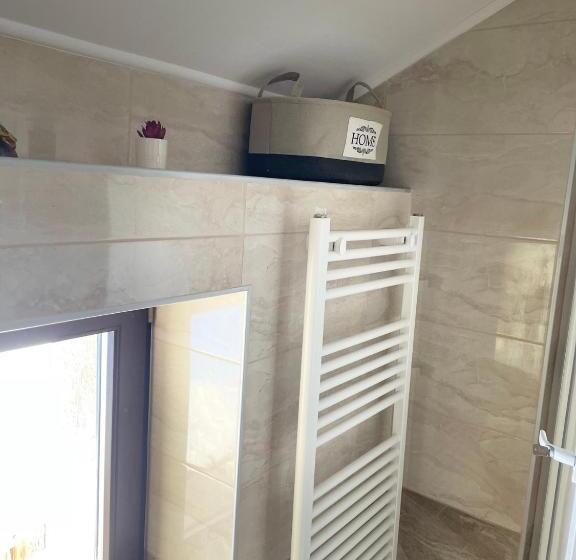 חדר סטנדרט נוף להרים, музикалната къща