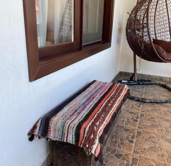 חדר סטנדרט נוף להרים, музикалната къща