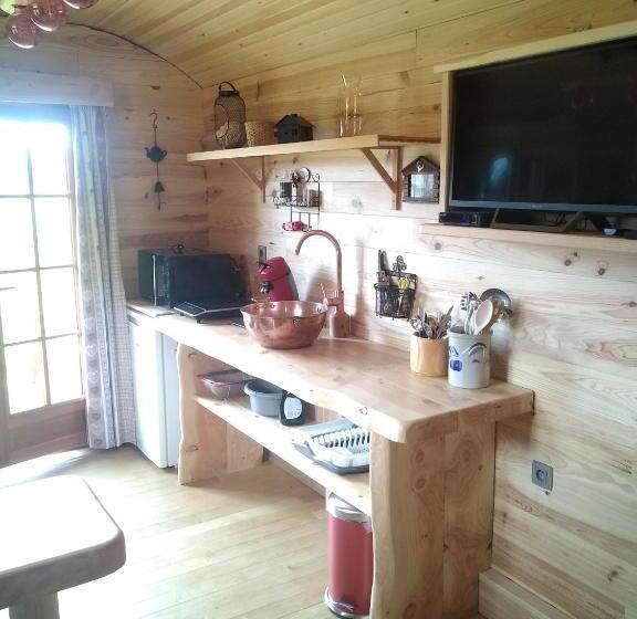 בקתת חדר, Au Paradou Du Bûcheron Adults Only