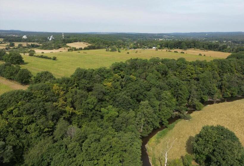 בקתת חדר, Au Paradou Du Bûcheron Adults Only