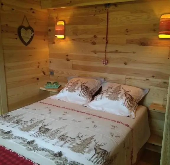Mökki 1 Makuuhuone, Au Paradou Du Bûcheron Adults Only