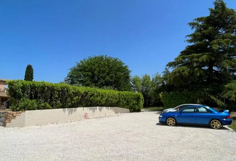 公園の見えるスタンダードルーム, Gîtes Et Chambres Atypiques Le Temps Des Légendes