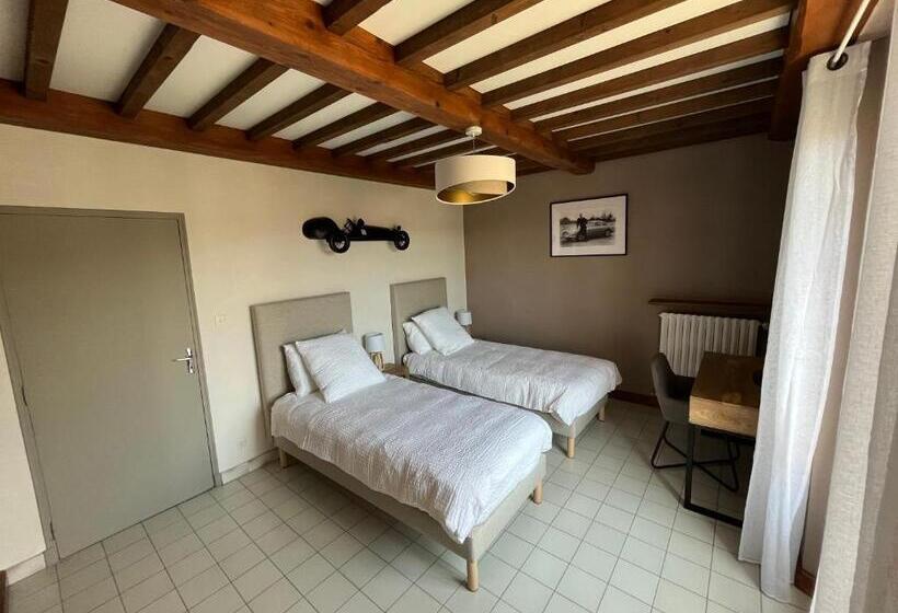 جناح مزوَّد بشرفة, Gîtes Et Chambres Atypiques Le Temps Des Légendes