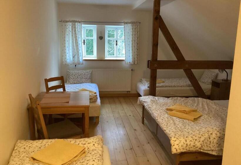 غرفة عائلية, Penzion Modrý Pavilon