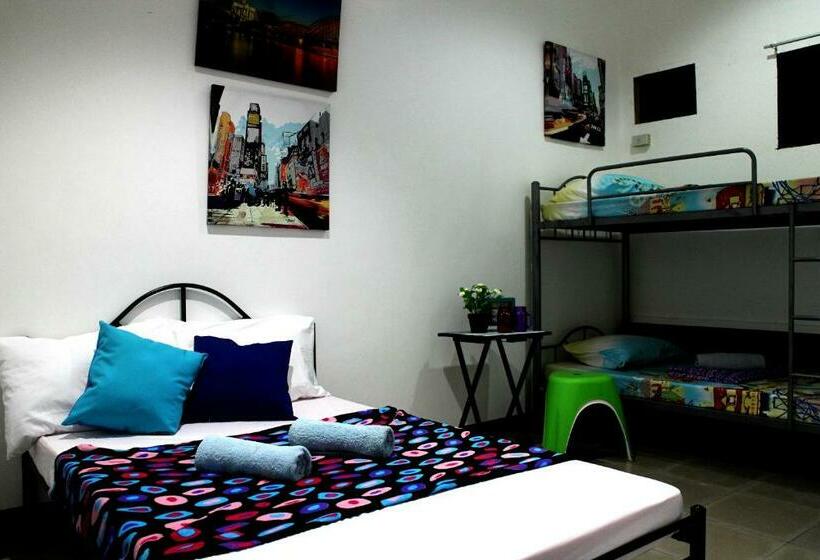غرفة عائلية حمام مشترك, Food District Hostel Cebu Central