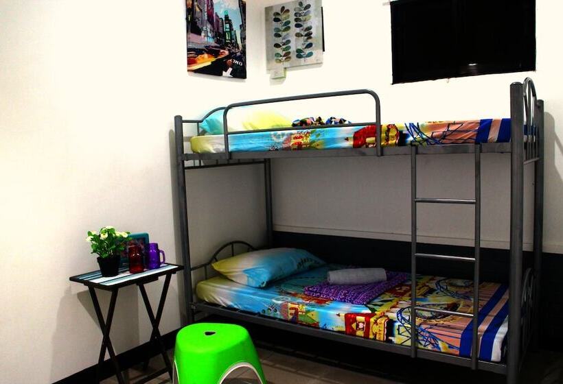 غرفة قياسية حمام مشترك, Food District Hostel Cebu Central