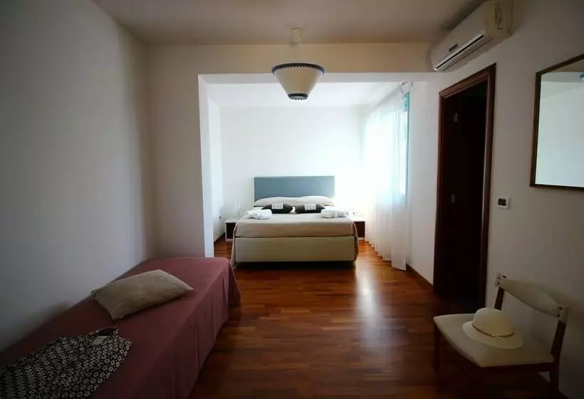 Standard Kolmen Hengen Huone, B&b Usciglio