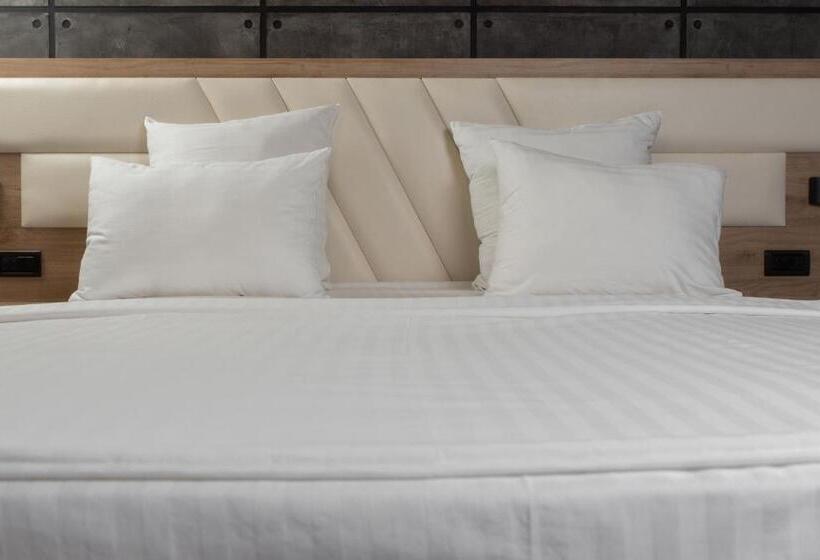 اتاق استاندارد, Avan Plaza