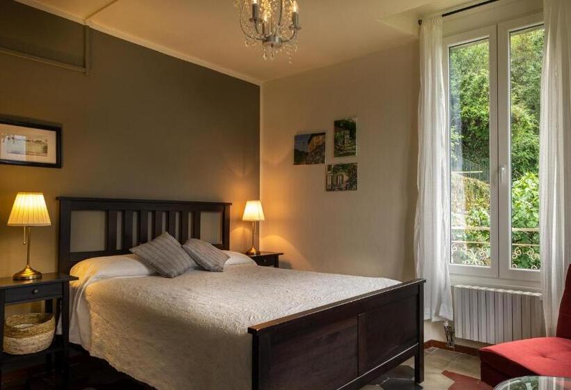 レイクビュークラシックルーム, B&b Villa Le Ortensie