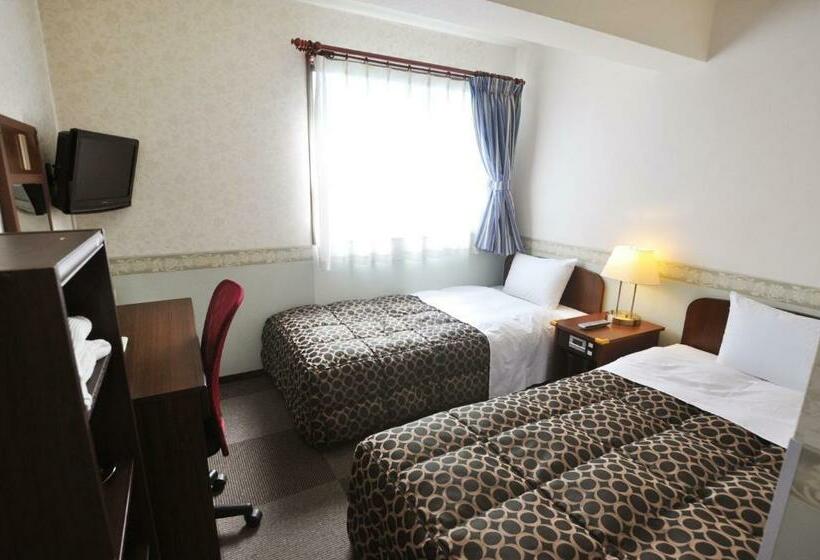 标准间, Futsukaichi Green