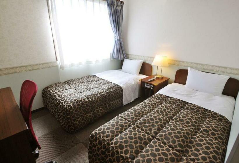 标准间, Futsukaichi Green