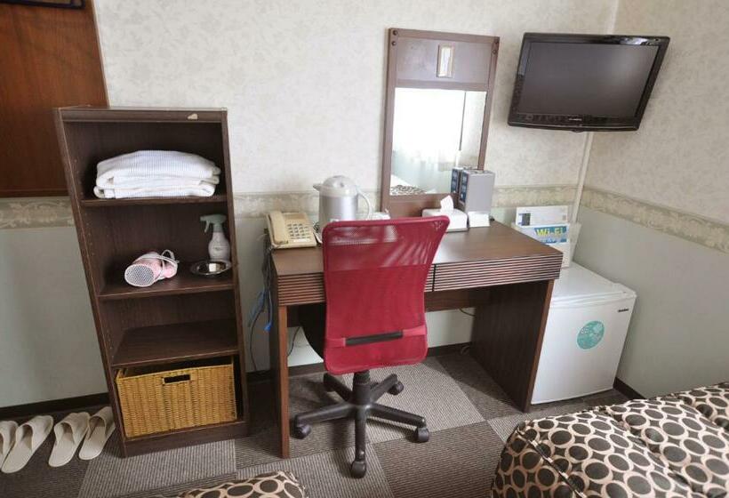 标准间, Futsukaichi Green