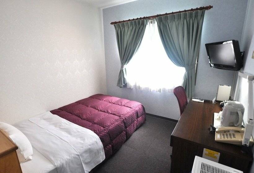 标准单人间, Futsukaichi Green